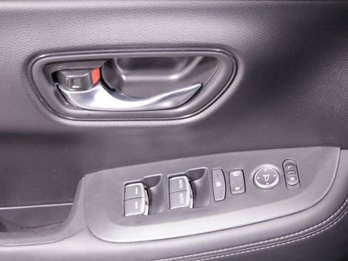 Certified 2024 Honda HR-V EX-L image 24