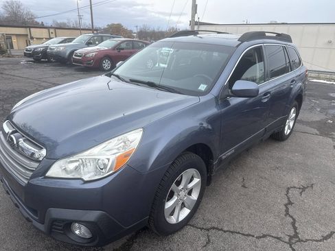 Used 2014 Subaru Outback 2.5i Premium image 13