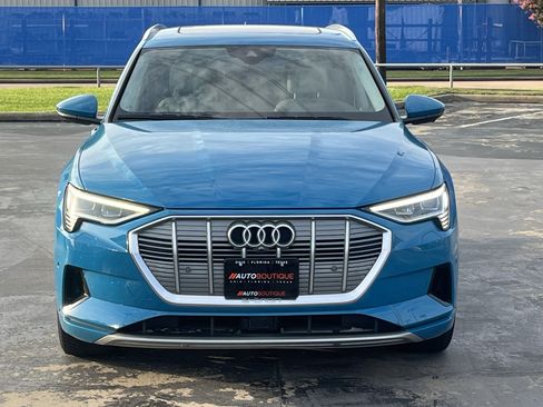 Used 2019 Audi e-tron Prestige w/ Prestige Package AWD/4WD image 6