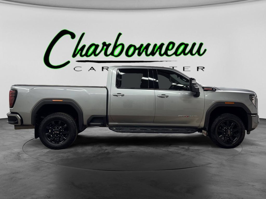 Used 2024 GMC Sierra 2500 AT4 AWD/4WD image 6