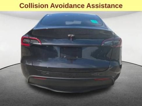 Used 2024 Tesla Model Y Long Range RWD image 8