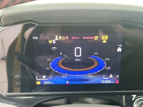 Certified 2024 Chevrolet Trax RS w/ Sunroof Package image 18