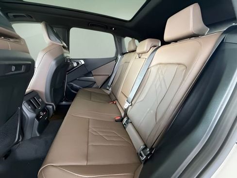 Used 2026 BMW X3 xDrive30 w/ Premium Package image 24