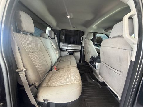 Used 2019 Ford F250 XLT w/ XLT Premium Package AWD/4WD image 15