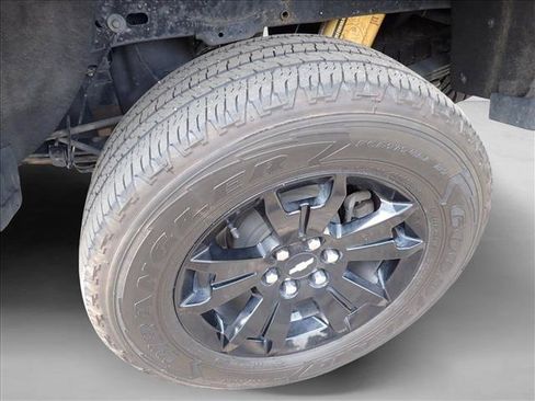 Used 2022 Chevrolet Colorado ZR2 w/ ZR2 Dusk Special Edition AWD/4WD image 7