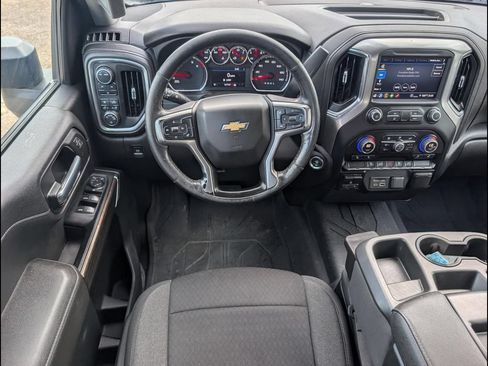 Used 2022 Chevrolet Silverado 2500 LT w/ Convenience Package AWD/4WD image 11
