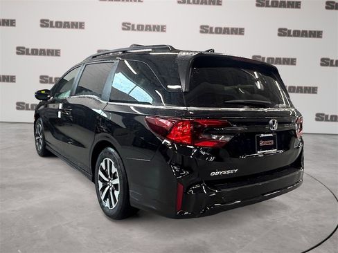 New 2026 Honda Odyssey EX-L image 3
