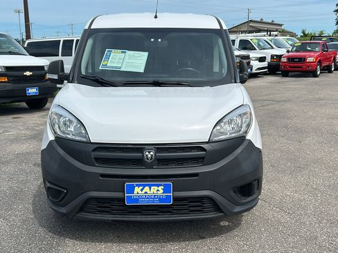 Used 2018 RAM ProMaster City Tradesman image 3