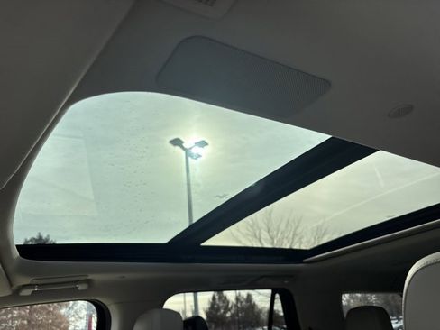 Used 2022 Lincoln Navigator Reserve image 21