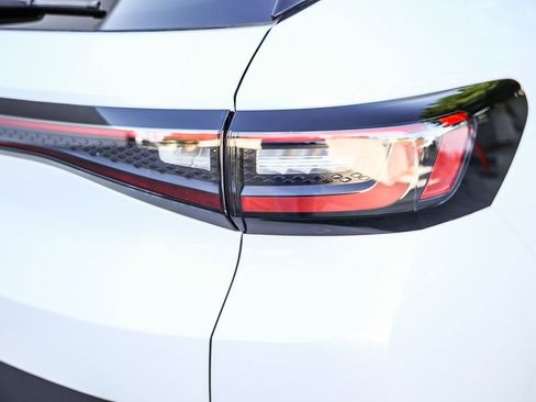 New 2026 Volkswagen ID.4 Pro image 11