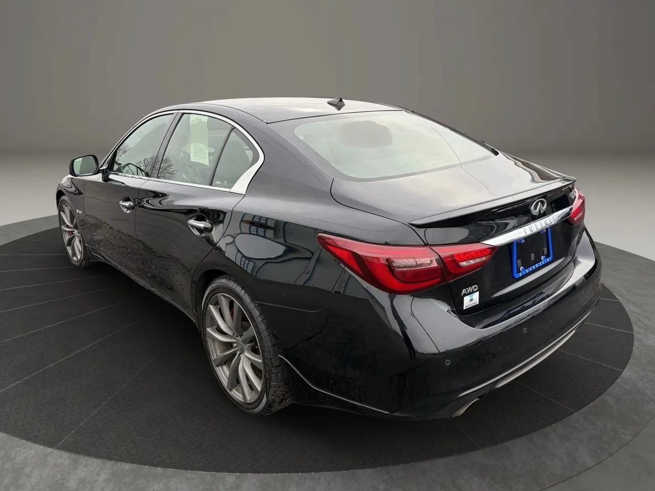Used 2018 INFINITI Q50 Red Sport 400 w/ Proactive Package AWD/4WD image 3