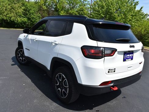 Certified 2024 Jeep Compass Trailhawk w/ Trailhawk Elite Group AWD/4WD image 6