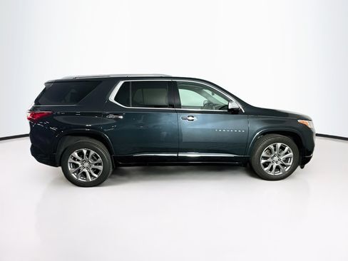 Used 2019 Chevrolet Traverse Premier w/ Driver Confidence II Package FWD image 10