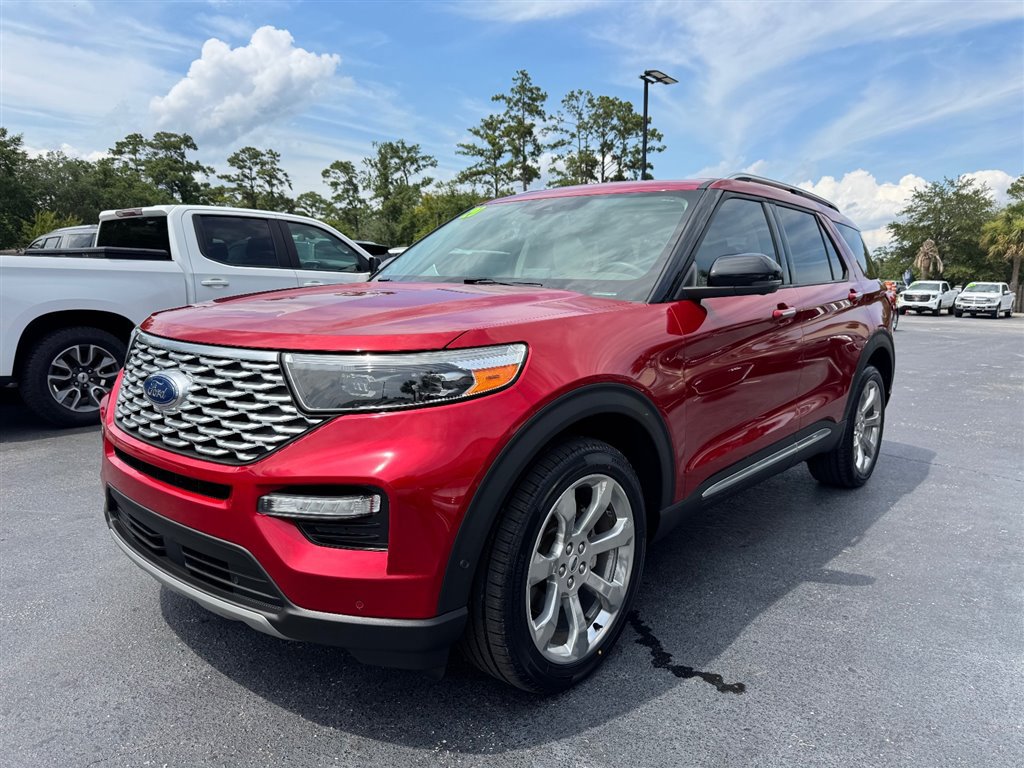 Used 2020 Ford Explorer Platinum w/ Premium Technology Package AWD/4WD image 4