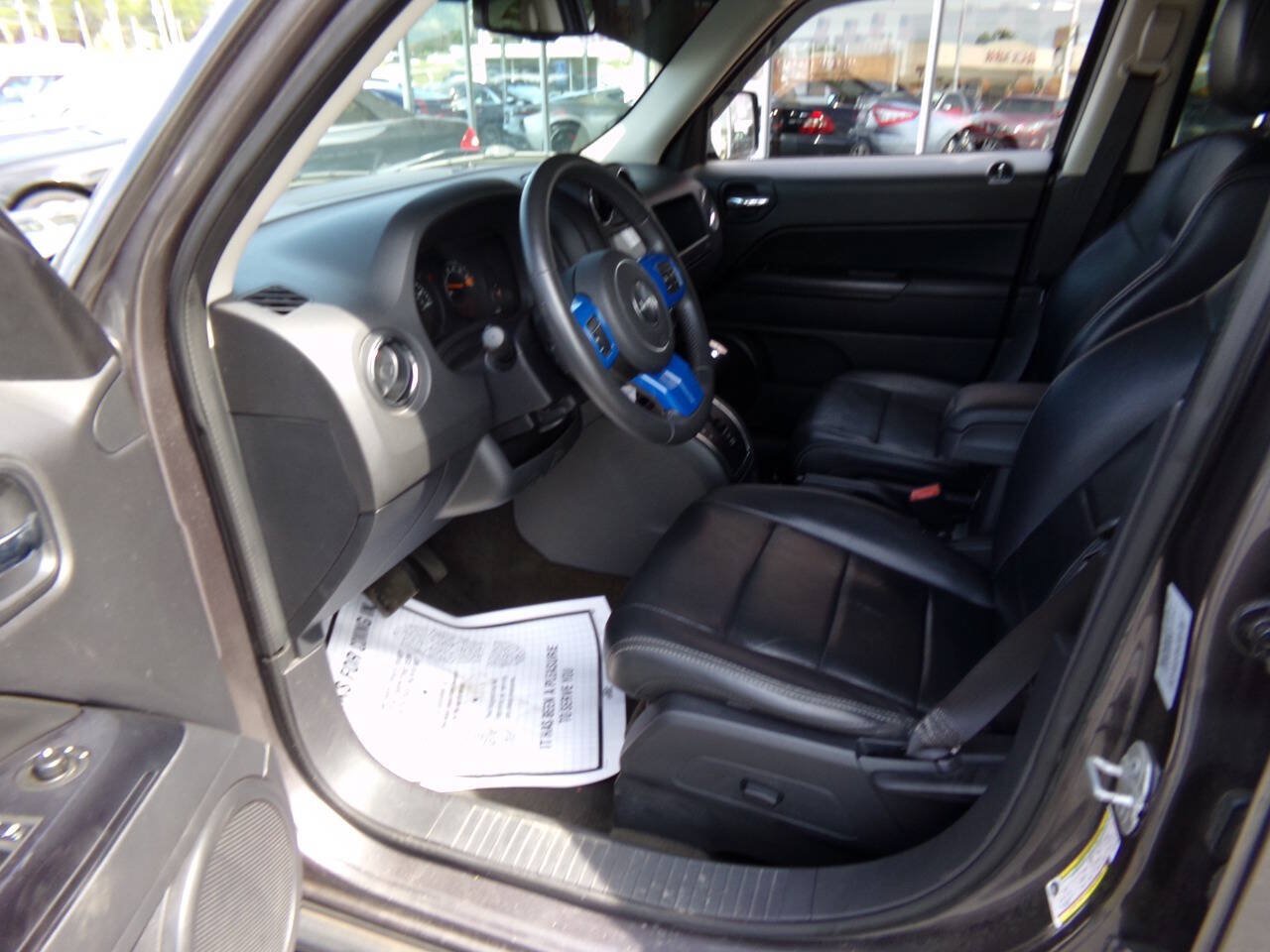 Used 2016 Jeep Patriot High Altitude AWD/4WD image 10