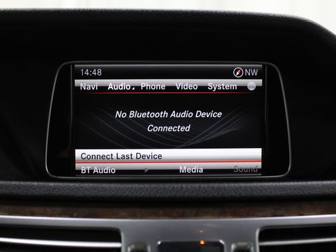 Used 2015 Mercedes-Benz E 350 4MATIC Sedan image 15