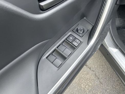 New 2025 Toyota RAV4 LE image 28