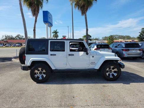 Used 2014 Jeep Wrangler Unlimited Sport w/ Quick Order Package 24S image 5
