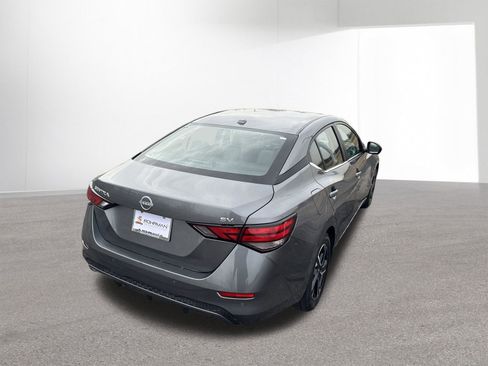 Used 2024 Nissan Sentra SV image 32