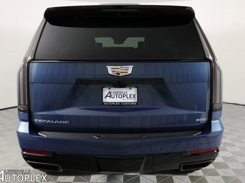 Used 2026 Cadillac Escalade Platinum Sport w/ LPO, Floor Liner Package image 6