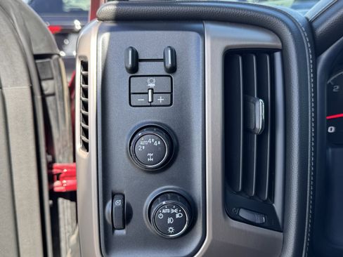 Used 2018 GMC Sierra 1500 Denali w/ Denali Ultimate Package image 32