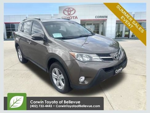 Used 2013 Toyota RAV4 XLE AWD/4WD image 1