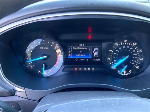 Used 2013 Ford Fusion SE FWD image 24