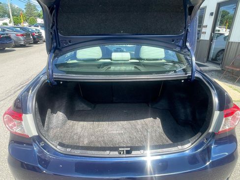 Used 2013 Toyota Corolla LE FWD image 8
