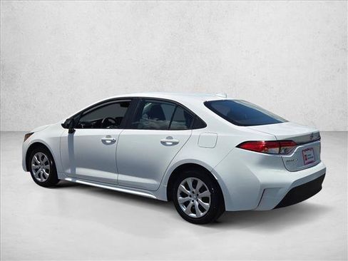 Used 2024 Toyota Corolla LE FWD image 8