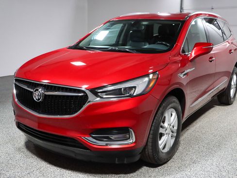 Used 2019 Buick Enclave Essence image 33