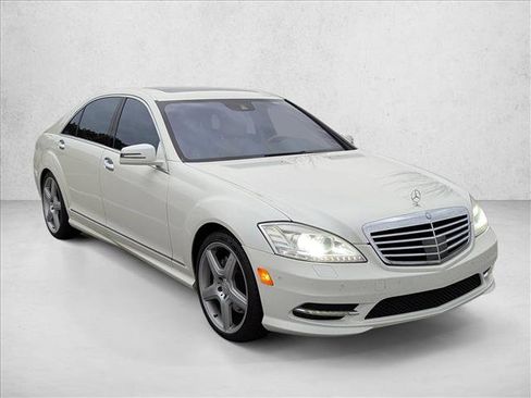 Used 2011 Mercedes-Benz S 550 S 550 image 3