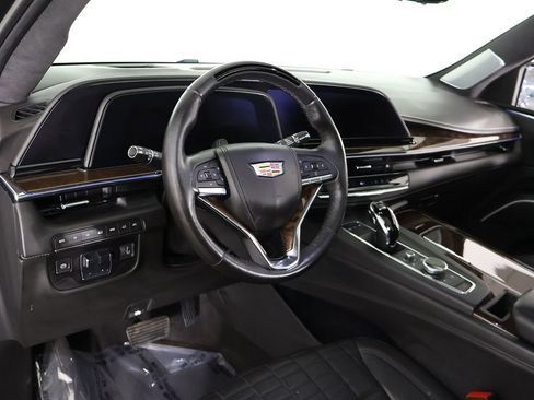 Used 2023 Cadillac Escalade Sport Platinum AWD/4WD image 35