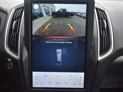 Used 2024 Ford Edge SEL w/ Convenience Package image 29