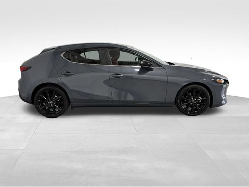 Certified 2025 MAZDA MAZDA3 Carbon image 4