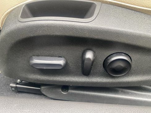 Used 2017 Buick Cascada Premium image 29