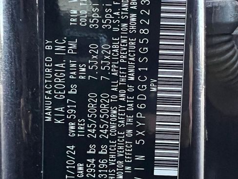 Used 2025 Kia Telluride S AWD/4WD image 42