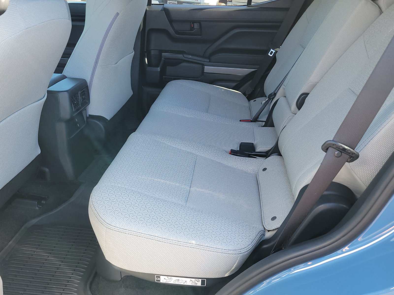 Used 2026 Toyota 4Runner SR5 AWD/4WD image 8