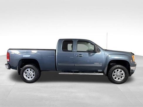 Used 2012 GMC Sierra 2500 SLT w/ SLT Convenience Package AWD/4WD image 10