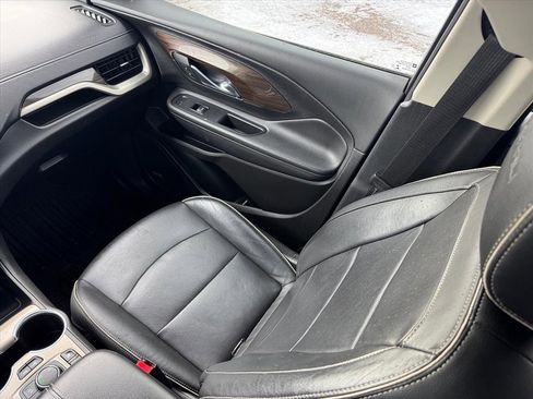 Used 2019 GMC Terrain Denali w/ Advanced Safety Package image 20