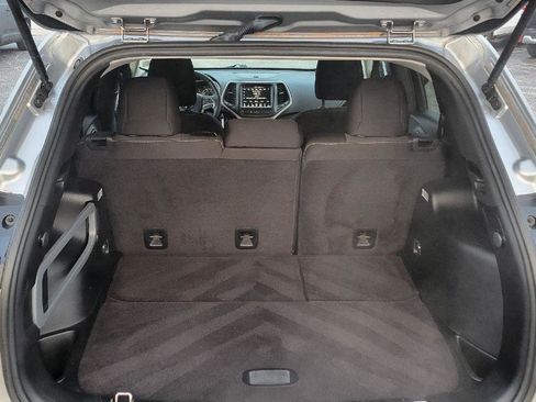 Used 2015 Jeep Cherokee Latitude image 28