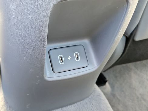 Used 2024 Hyundai Elantra SEL w/ Convenience Package FWD image 28