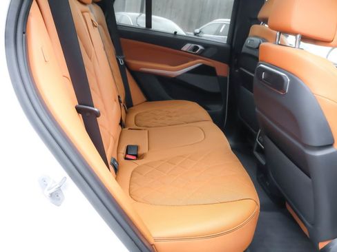 Used 2024 BMW X5 xDrive40i w/ M Sport Package image 31