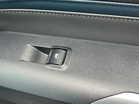 Used 2024 Ford Mustang GT Premium RWD image 21