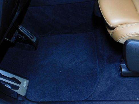 Used 2023 BMW X4 xDrive30i image 29