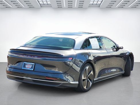 Used 2023 Lucid Air Grand Touring image 11