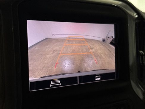 Used 2024 Chevrolet Silverado 1500 Custom image 14