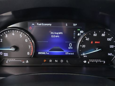 Used 2023 Ford Explorer XLT AWD/4WD image 4