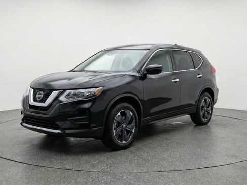 Used 2025 Nissan Rogue SV FWD image 3