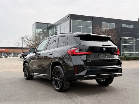 Used 2025 BMW X1 xDrive28i image 4