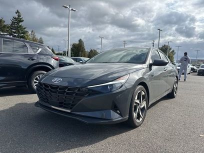 Used 2023 Hyundai Elantra SEL w/ Convenience Package